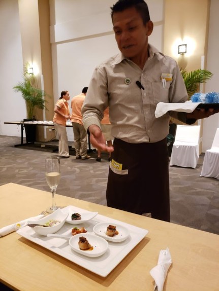 Check-in appetizers and champagne